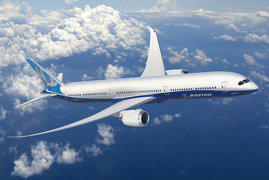 Пассажирский самолет Boeing 787