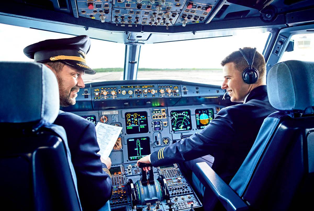 Как стать пилотом гражданской авиации?